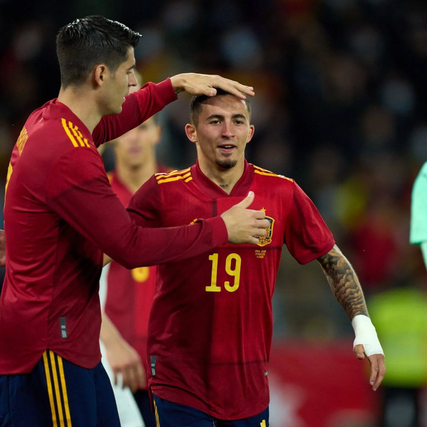 Spanish midfielders online